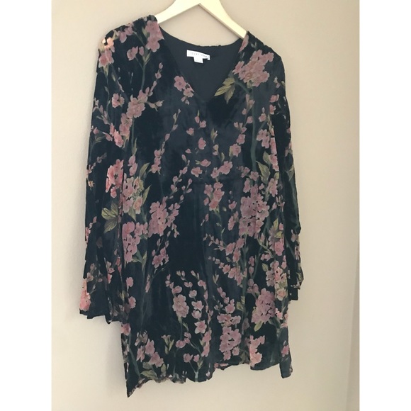 Floral velvet burn out dress - Picture 5 of 6